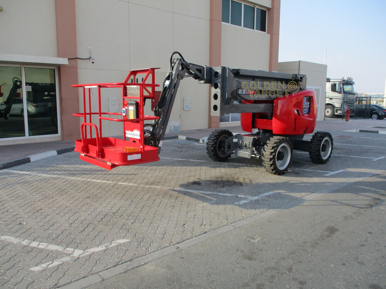 Mantall HZ160JRT Articulated Boom Lift - Zglobna platforma: slika 2 Mantall HZ160JRT Articulated Boom Lift - Zglobna platforma: slika 2