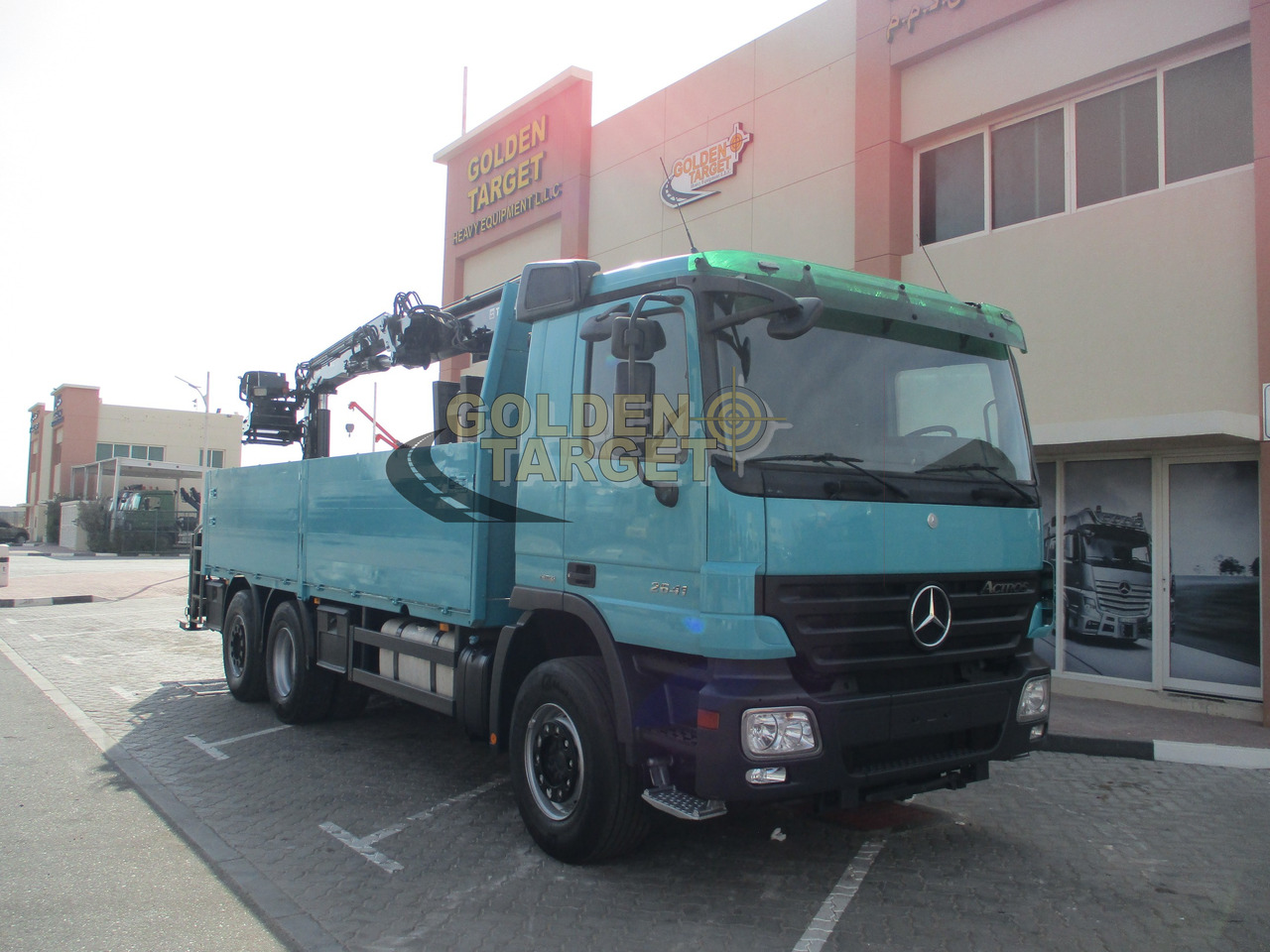 Mercedes-Benz Actros 2641 - Kamion sa tovarnim sandukom, Kamion sa dizalicom: slika 1 Mercedes-Benz Actros 2641 - Kamion sa tovarnim sandukom, Kamion sa dizalicom: slika 1