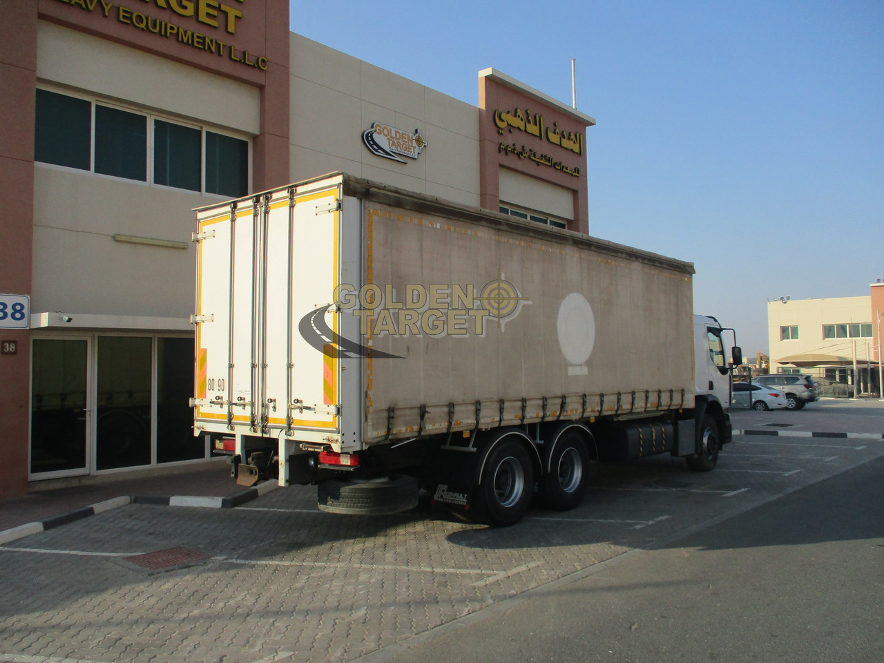 Renault KERAX 380 Curtainsider Truck - Kamion sa ceradom: slika 3 Renault KERAX 380 Curtainsider Truck - Kamion sa ceradom: slika 3