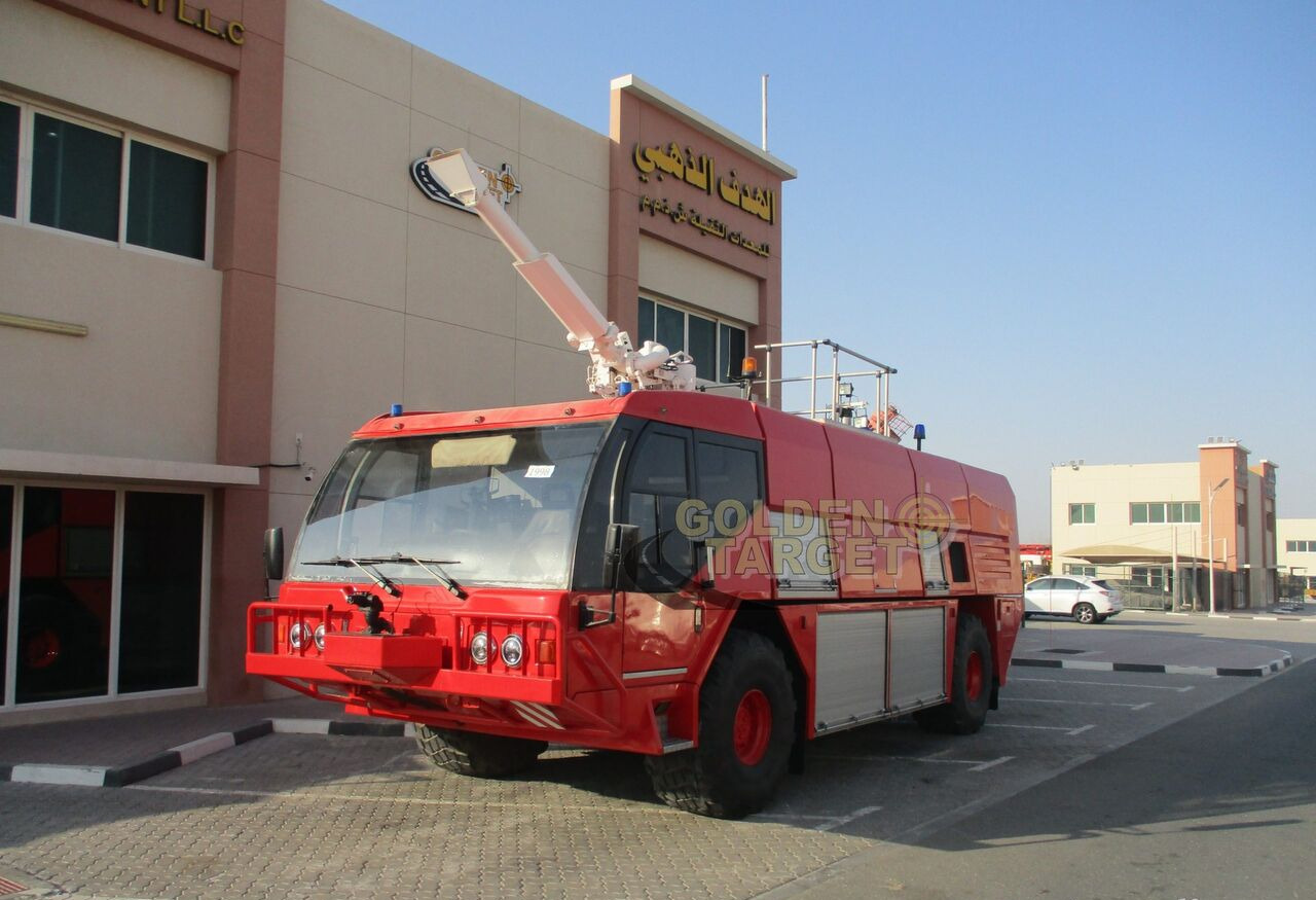 Reynold Boughton Barracuda 4x4 Airport Fire Truck - Vatrogasni kamion: slika 1 Reynold Boughton Barracuda 4x4 Airport Fire Truck - Vatrogasni kamion: slika 1