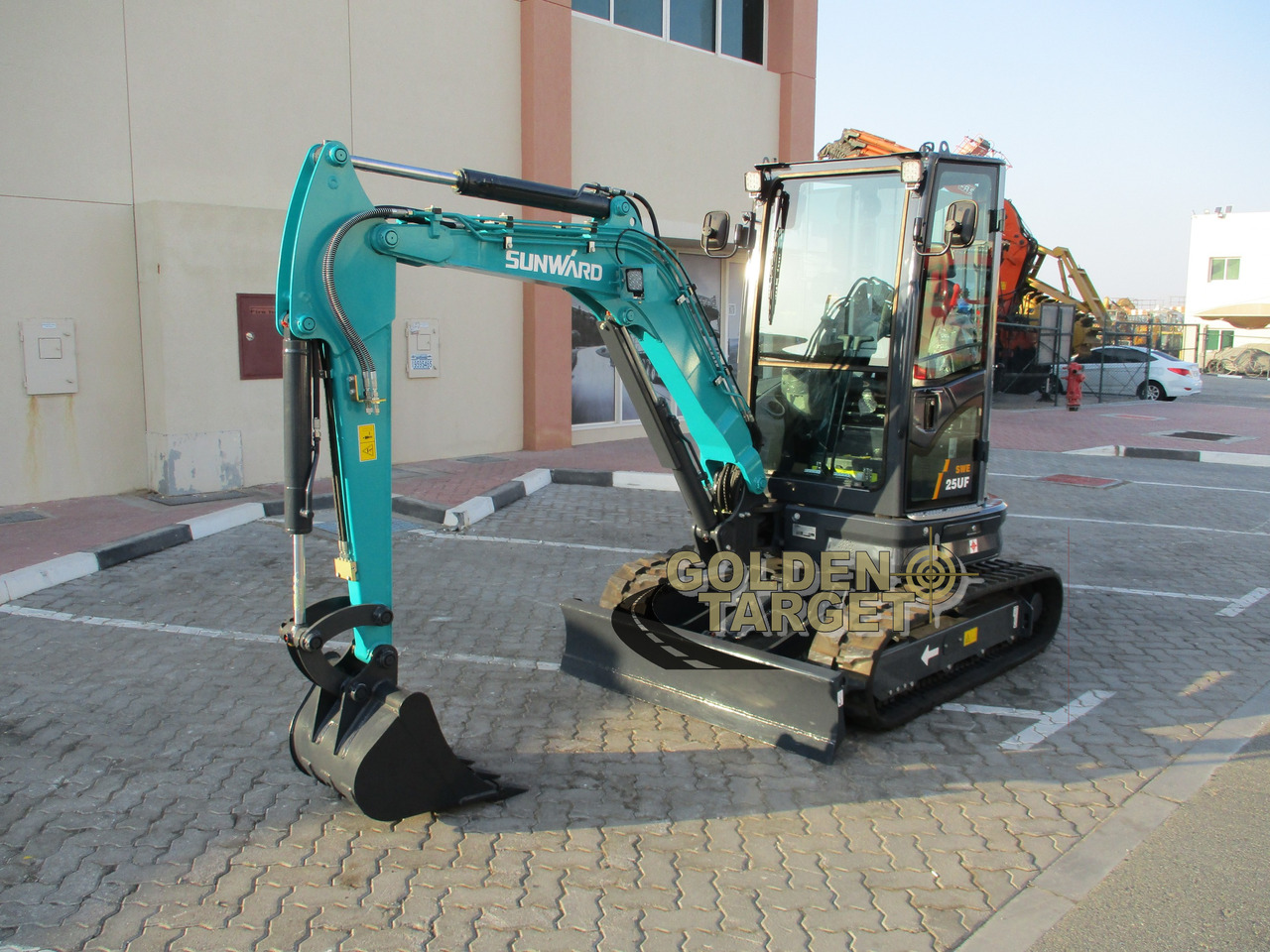 SUNWARD SWE25UF Mini Hydraulic Excavator - Mini bager: slika 2 SUNWARD SWE25UF Mini Hydraulic Excavator - Mini bager: slika 2