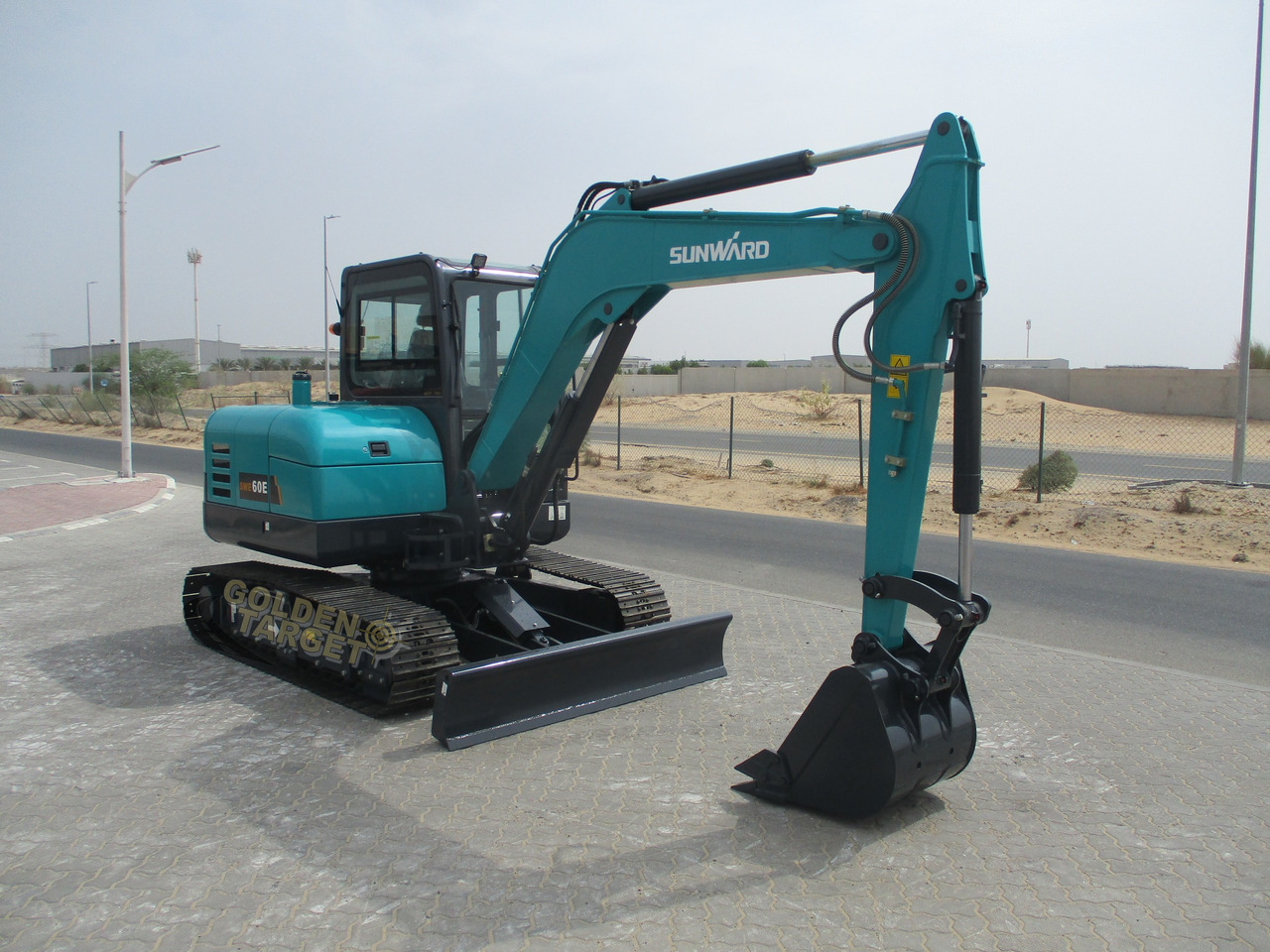 SUNWARD SWE60E Mini Hydraulic Excavator - Mini bager: slika 2 SUNWARD SWE60E Mini Hydraulic Excavator - Mini bager: slika 2