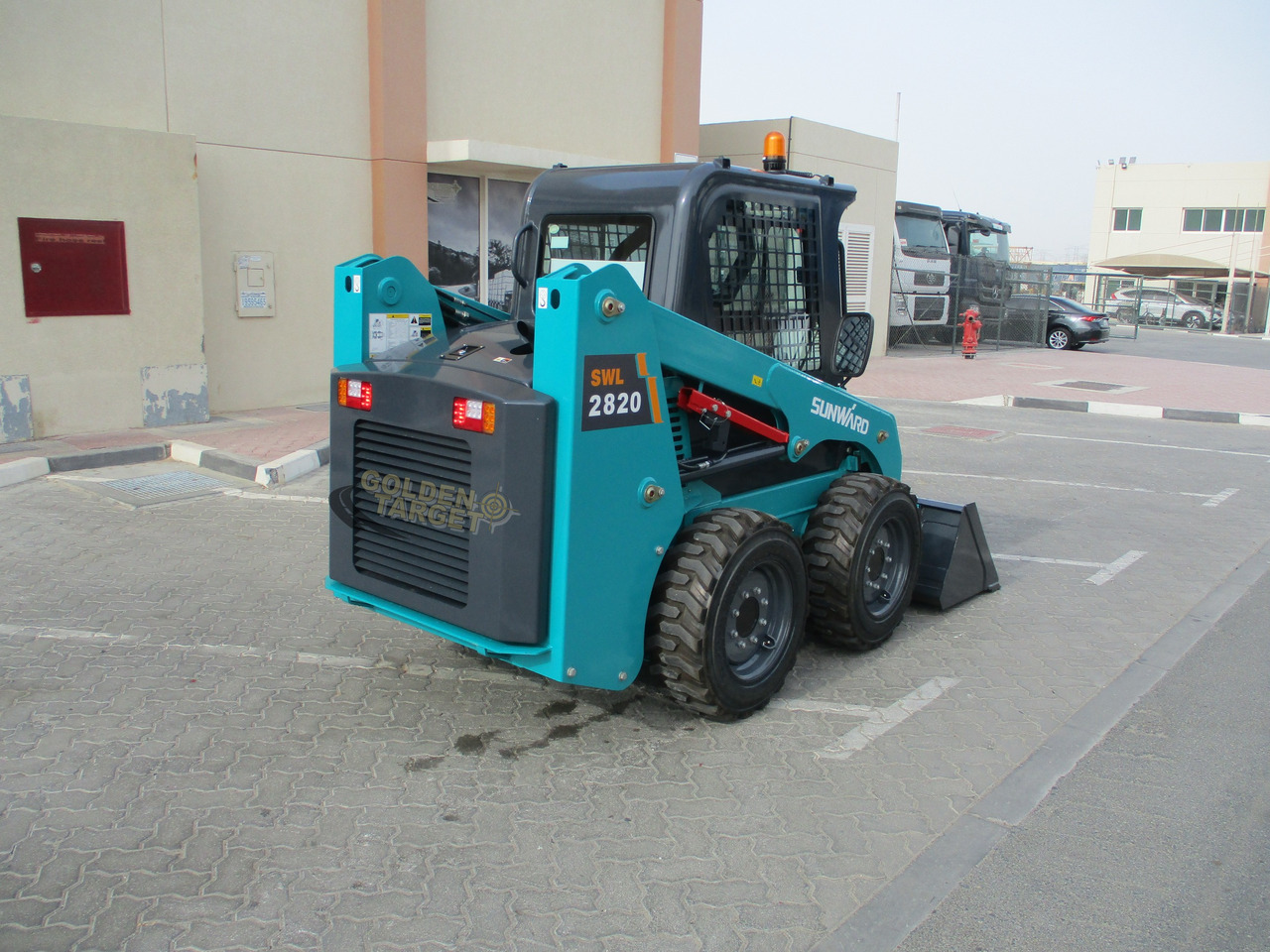 SUNWARD SWL2820 Skid Steer - Mini utovarivač: slika 3 SUNWARD SWL2820 Skid Steer - Mini utovarivač: slika 3
