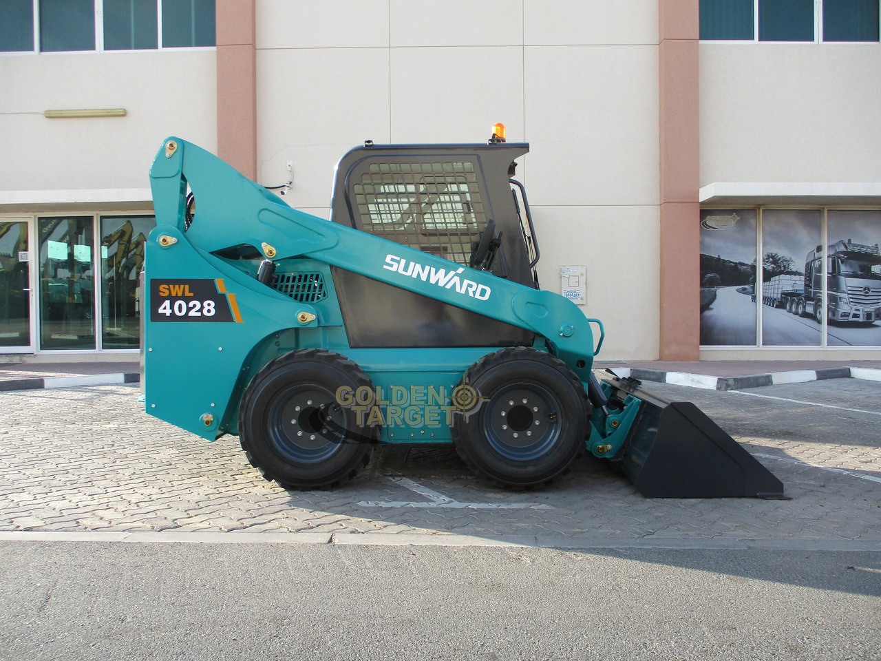 SUNWARD SWL4028 Skid Steer - Mini utovarivač: slika 5 SUNWARD SWL4028 Skid Steer - Mini utovarivač: slika 5