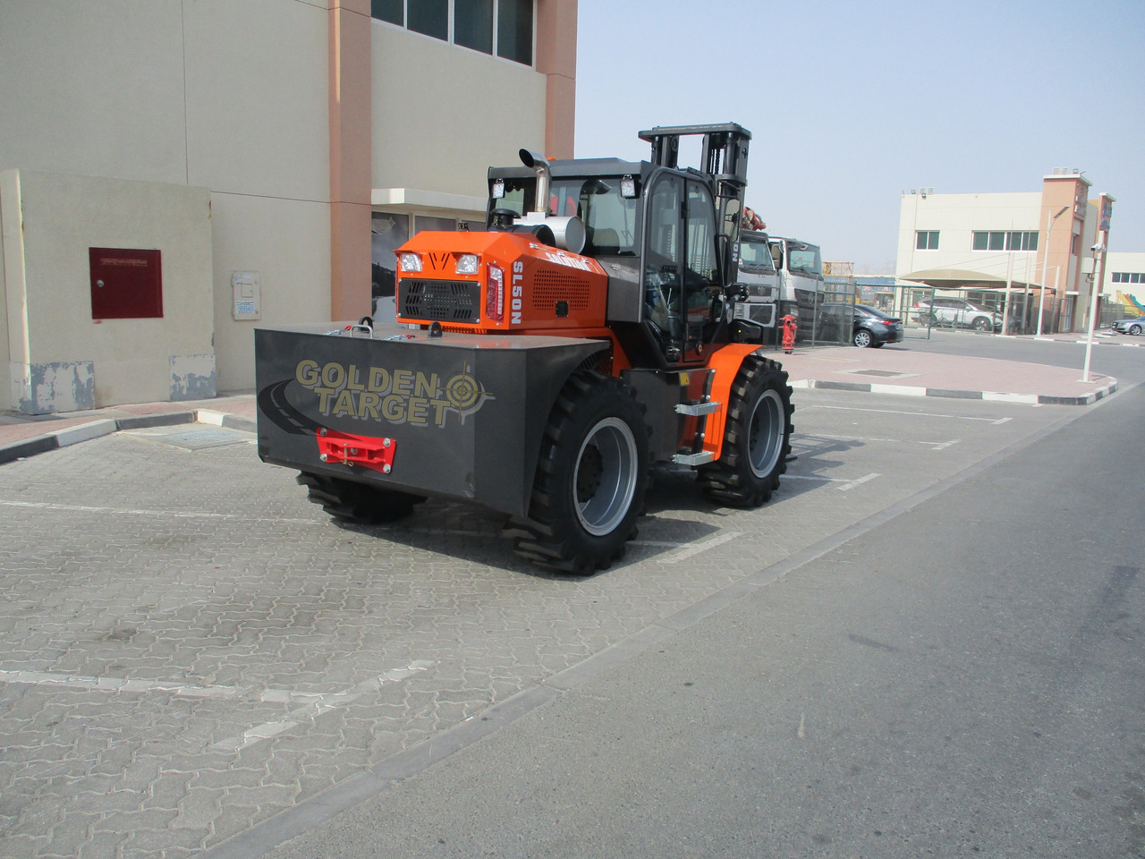 Solution SL50N Rough Terrain Forklift - Dizel viljuškar: slika 3 Solution SL50N Rough Terrain Forklift - Dizel viljuškar: slika 3