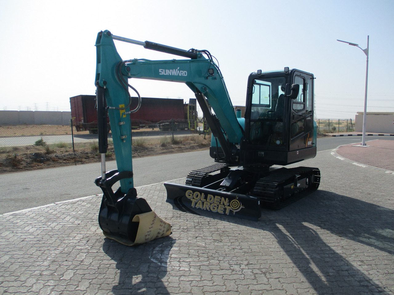 Sunward SWE60E Mini Hydraulic Excavator - Mini bager: slika 2 Sunward SWE60E Mini Hydraulic Excavator - Mini bager: slika 2