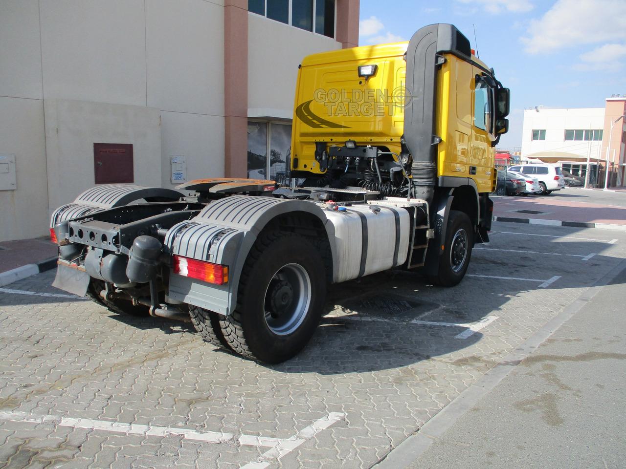 MERCEDES-BENZ Actros 2048 4x4 Head Truck - Tegljač: slika 3 MERCEDES-BENZ Actros 2048 4x4 Head Truck - Tegljač: slika 3