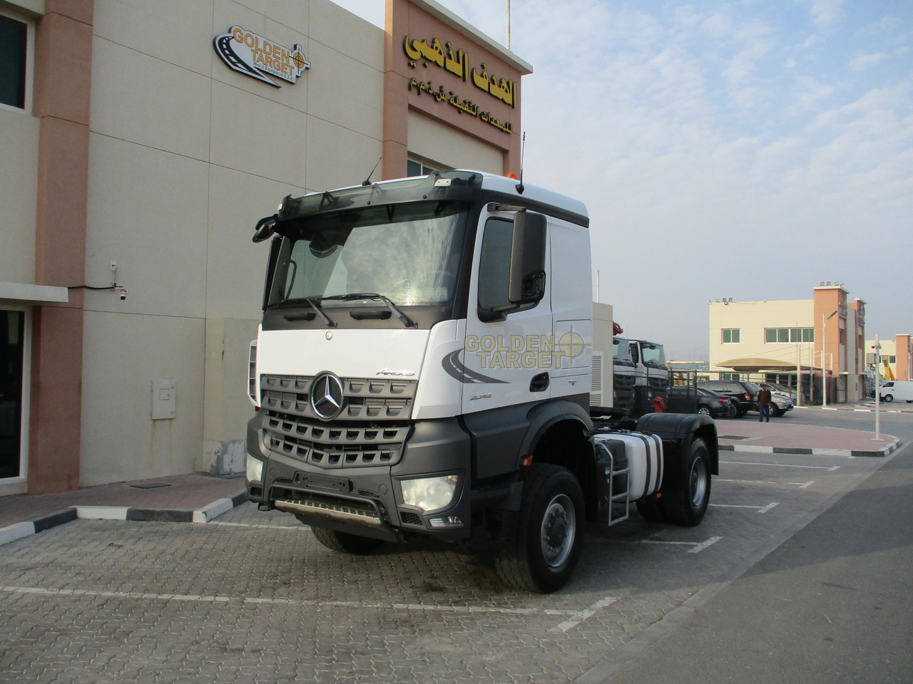 Mercedes-Benz Actros 2045 4x4 Head Truck - Tegljač: slika 2 Mercedes-Benz Actros 2045 4x4 Head Truck - Tegljač: slika 2