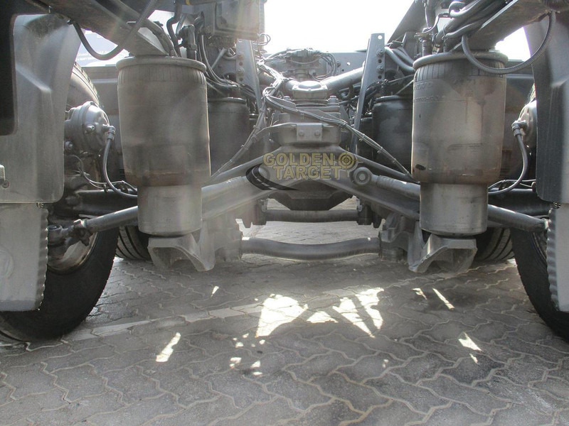 Poluprikolica sa golom šasijom Volvo FH 460: slika 7