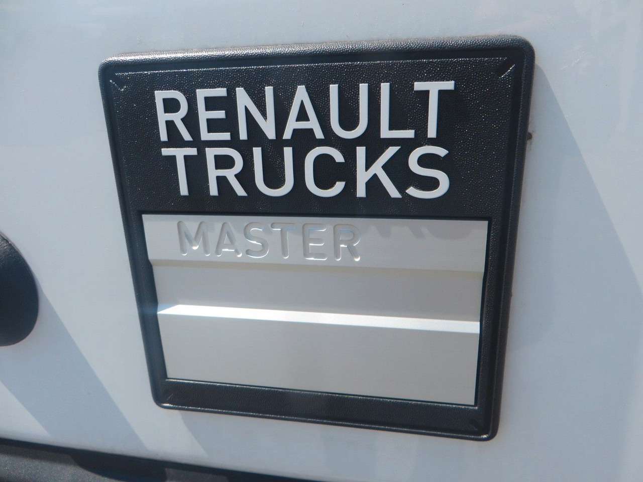 Renault Master L4H3 box body -rear drive! - Furgon: slika 5 Renault Master L4H3 box body -rear drive! - Furgon: slika 5