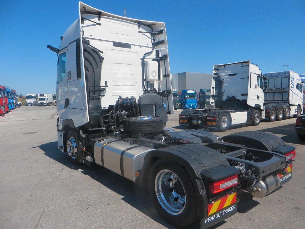 Renault T520 HSC 4x2Tractor mega NEW!! TOP EQUIPMENT - Tegljač: slika 4 Renault T520 HSC 4x2Tractor mega NEW!! TOP EQUIPMENT - Tegljač: slika 4