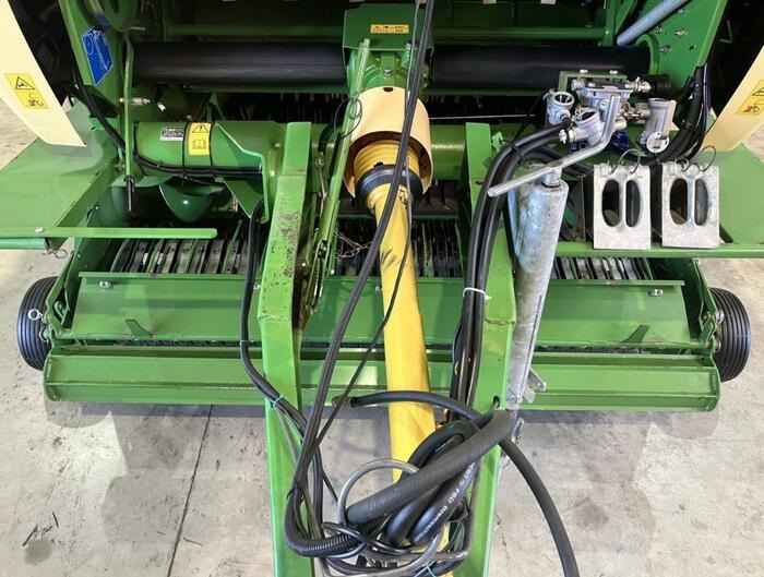 Krone Comprima F 125 XC - Balirka za okrugle bale: slika 2 Krone Comprima F 125 XC - Balirka za okrugle bale: slika 2
