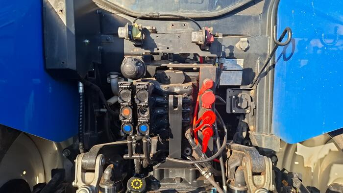 New Holland T6.160 - Traktor: slika 3 New Holland T6.160 - Traktor: slika 3