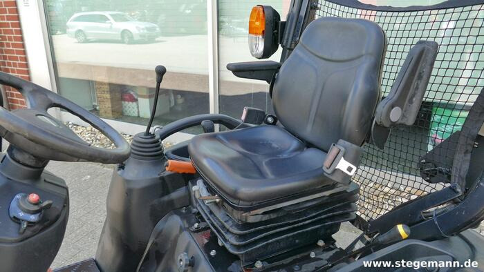 Yanmar SA 221 B - Traktor: slika 5 Yanmar SA 221 B - Traktor: slika 5