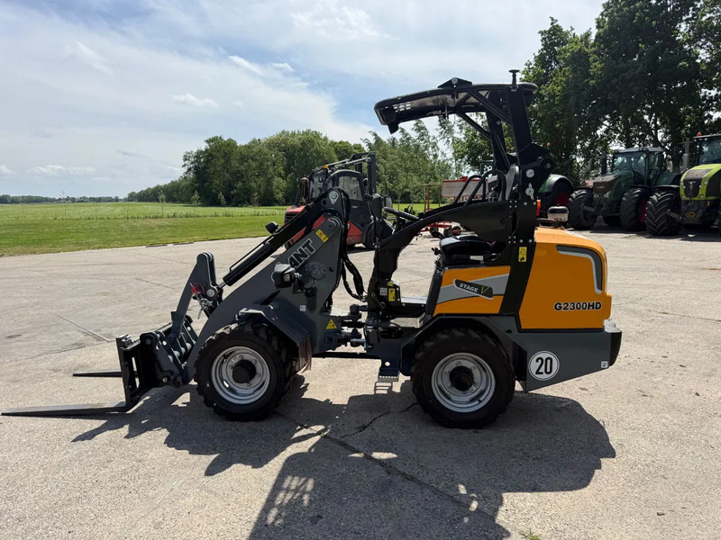 Giant 2300 HD NIEUW Shovel! Giant Kubota - Utovarivač točkaš: slika 3 Giant 2300 HD NIEUW Shovel! Giant Kubota - Utovarivač točkaš: slika 3