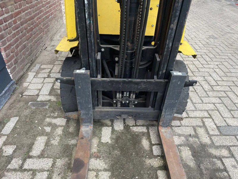Hyster H 1.75 XM LPG LOW HOURS heftruck H 1.75 XM LPG - Viljuškar: slika 5 Hyster H 1.75 XM LPG LOW HOURS heftruck H 1.75 XM LPG - Viljuškar: slika 5