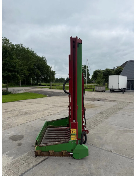 Strautmann Hydrofox HQ PLUS 2800 Siloblockschneider Kuilvoersnijder - Oprema za stoku: slika 3 Strautmann Hydrofox HQ PLUS 2800 Siloblockschneider Kuilvoersnijder - Oprema za stoku: slika 3