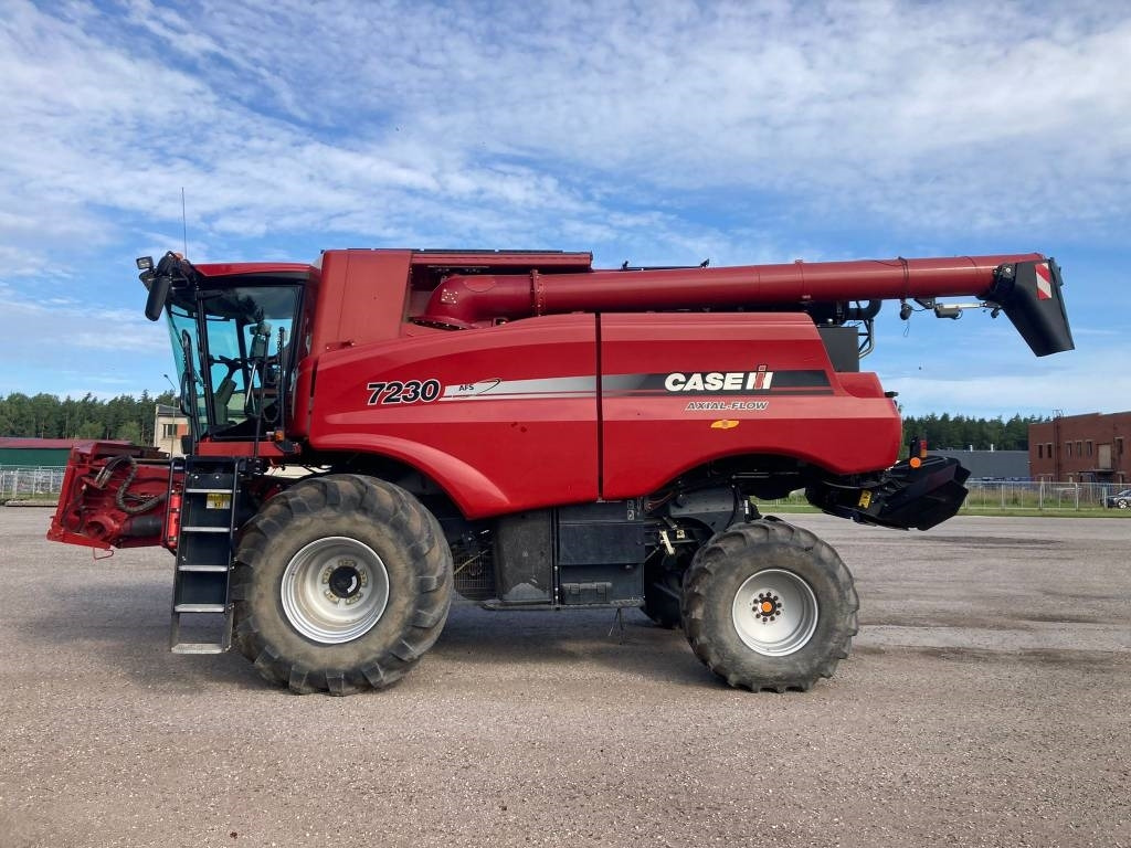 Case IH 7230 - Kombinovani kombajn: slika 2 Case IH 7230 - Kombinovani kombajn: slika 2