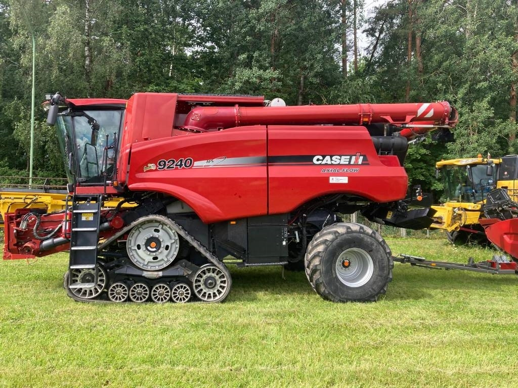 Case IH 9240 - Kombinovani kombajn: slika 2 Case IH 9240 - Kombinovani kombajn: slika 2