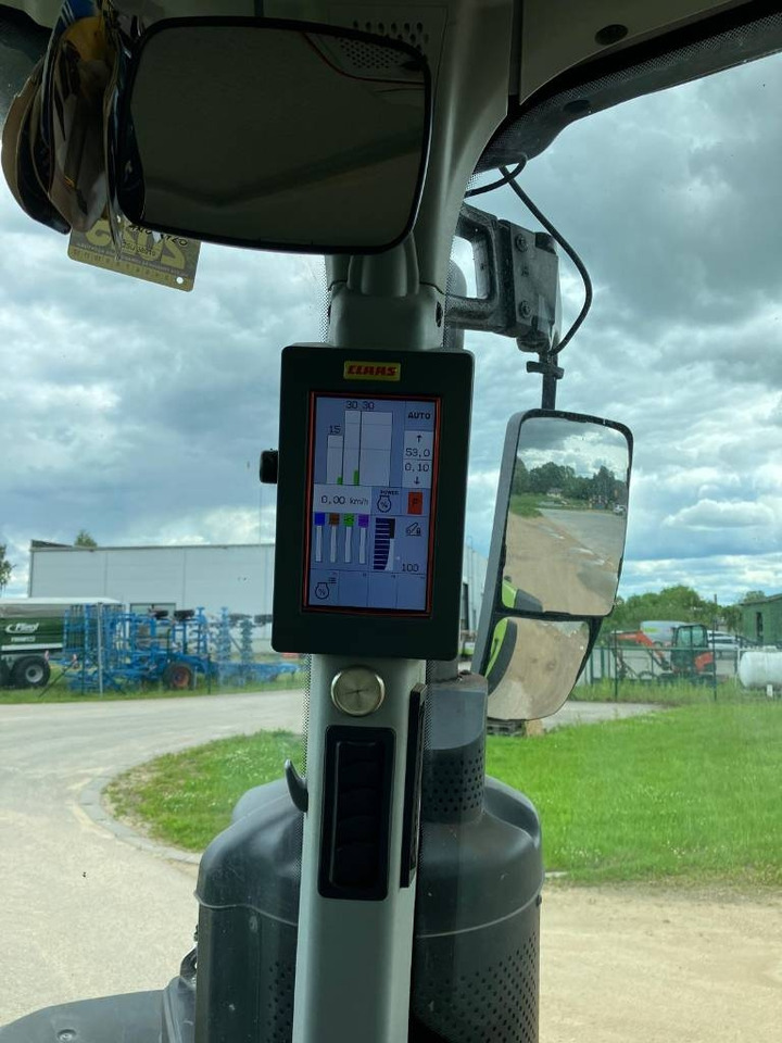 Traktor Claas Axion 920: slika 9