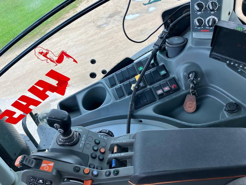 Traktor Claas Axion 920: slika 11
