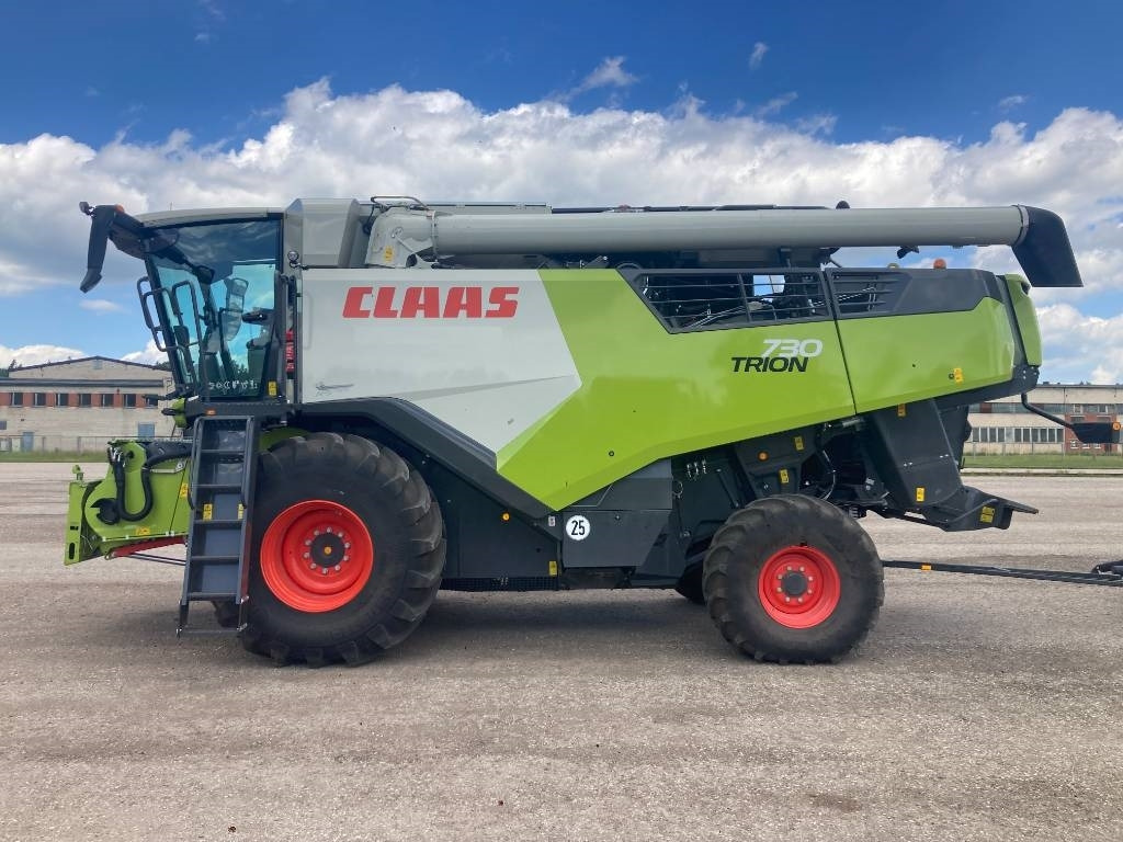 Claas Trion 730 - Kombinovani kombajn: slika 2 Claas Trion 730 - Kombinovani kombajn: slika 2