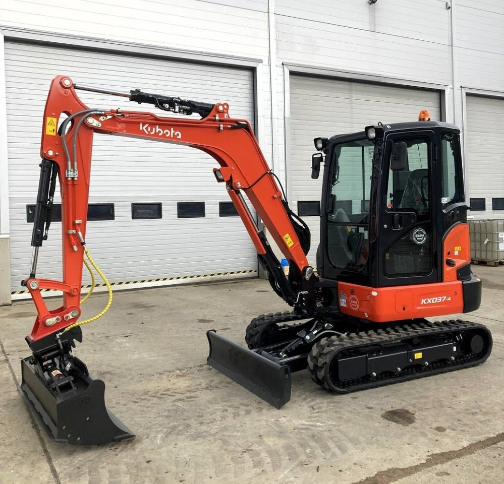 Kubota KX037-4 - Mini bager: slika 1 Kubota KX037-4 - Mini bager: slika 1