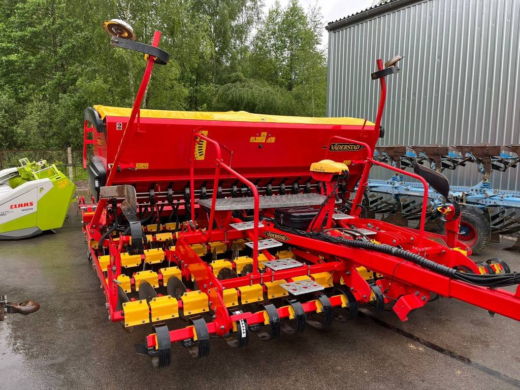 Vaderstad Rapid RD400C - Kombinovana mašina za setvu: slika 1 Vaderstad Rapid RD400C - Kombinovana mašina za setvu: slika 1