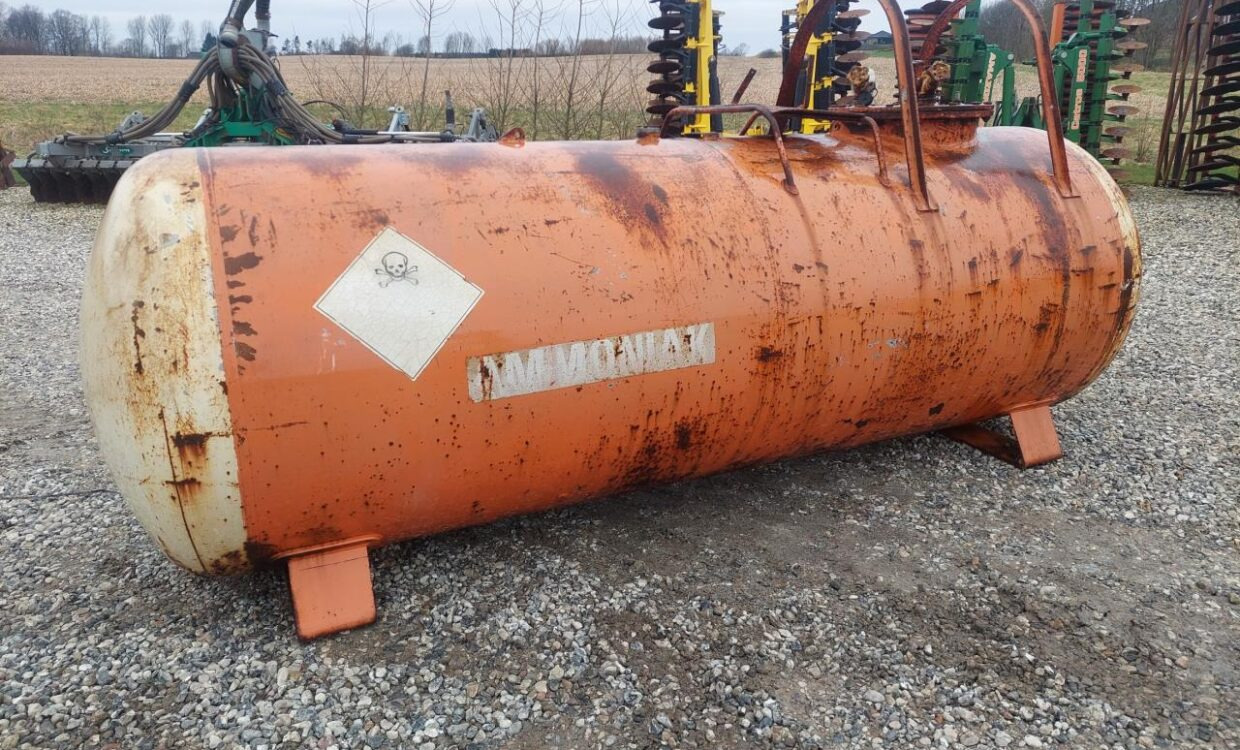 Agrodan Ammoniaktank 2000 kg - Rezervoar za skladištenje: slika 1 Agrodan Ammoniaktank 2000 kg - Rezervoar za skladištenje: slika 1