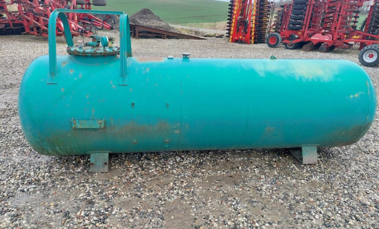 Agrodan Ammoniaktank 2500 kg - Oprema za đubrenje, Rezervoar za skladištenje: slika 2 Agrodan Ammoniaktank 2500 kg - Oprema za đubrenje, Rezervoar za skladištenje: slika 2