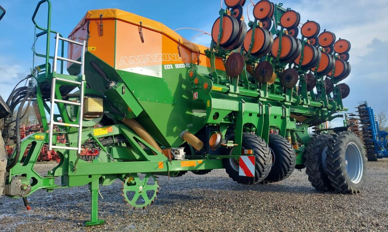 Amazone EDX 9000-TC MED GPS - Mašina za preciznu setvu: slika 2 Amazone EDX 9000-TC MED GPS - Mašina za preciznu setvu: slika 2