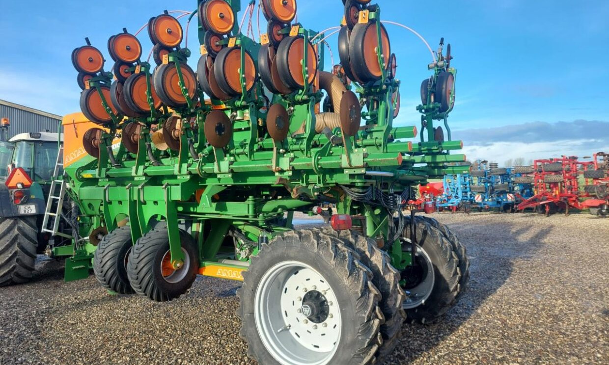 Amazone EDX 9000-TC MED GPS - Mašina za preciznu setvu: slika 4 Amazone EDX 9000-TC MED GPS - Mašina za preciznu setvu: slika 4