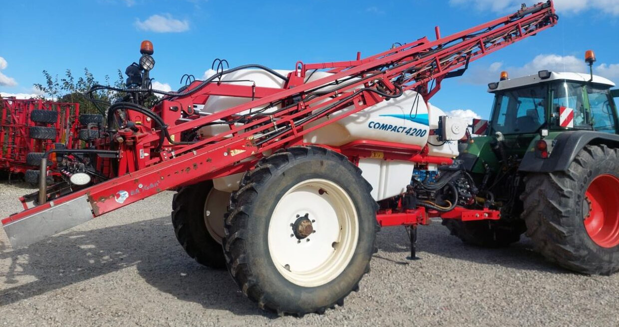 Bargam COMPACT 4200 -28M - Vučena prskalica: slika 5 Bargam COMPACT 4200 -28M - Vučena prskalica: slika 5