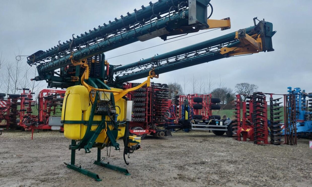 Danfoil AirBoss 24 mm - Prskalica montirana na traktor: slika 3 Danfoil AirBoss 24 mm - Prskalica montirana na traktor: slika 3