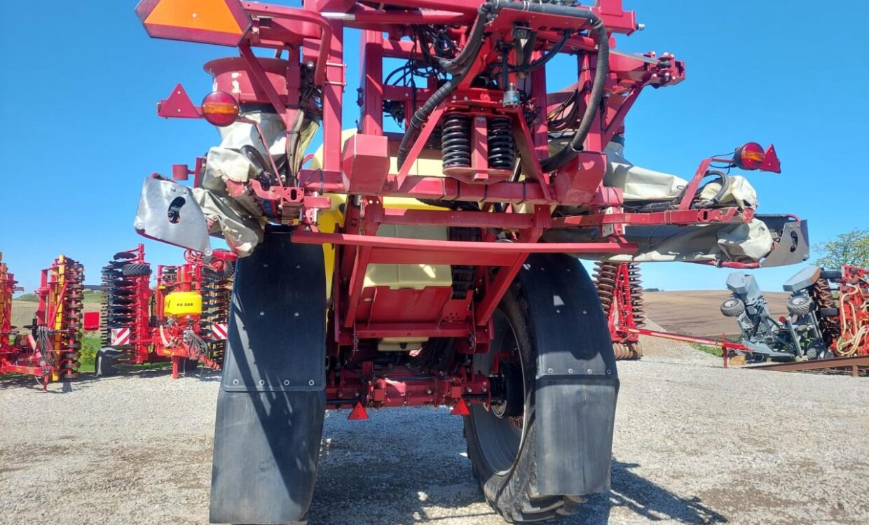 Hardi Commander 7000i - 28m Twin - Vučena prskalica: slika 3 Hardi Commander 7000i - 28m Twin - Vučena prskalica: slika 3