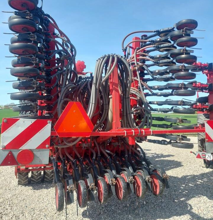 Horsch Focus 6 TD - 3 Punkt - Sejalica: slika 3 Horsch Focus 6 TD - 3 Punkt - Sejalica: slika 3