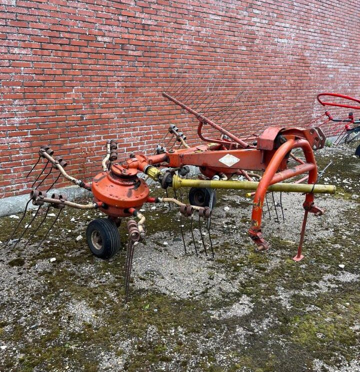 Kuhn GSR 25 N - Prevrtač/ Grabuljač: slika 2 Kuhn GSR 25 N - Prevrtač/ Grabuljač: slika 2