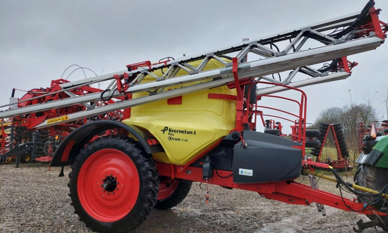 Kverneland iXtrack C60 - 30m med GPS - Vučena prskalica: slika 2 Kverneland iXtrack C60 - 30m med GPS - Vučena prskalica: slika 2
