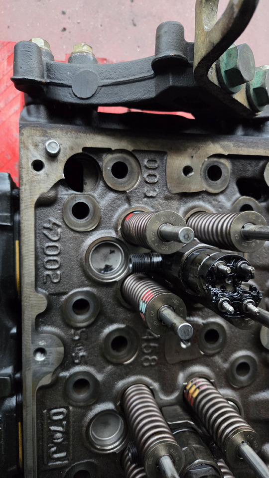 MERCEDES-BENZ OM 470 LA - Zaglavlje motora za Kamion: slika 3 MERCEDES-BENZ OM 470 LA - Zaglavlje motora za Kamion: slika 3