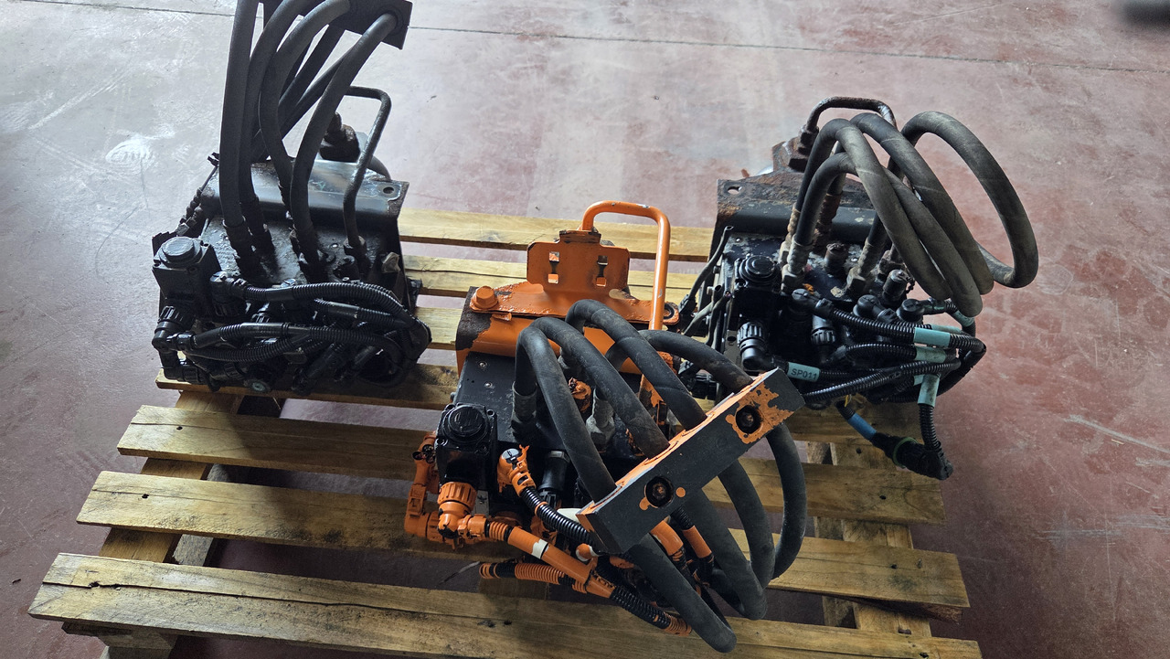 MERCEDES-BENZ STEERING UNIT - Volan: slika 1 MERCEDES-BENZ STEERING UNIT - Volan: slika 1