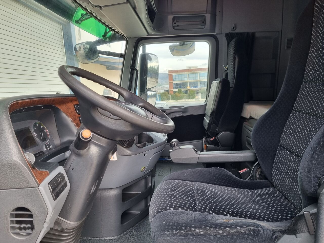 Mercedes-Benz ACTROS MP3 - Kabina za Kamion: slika 4 Mercedes-Benz ACTROS MP3 - Kabina za Kamion: slika 4