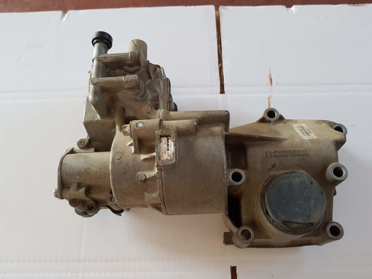 WABCO GEAR CYLINDER 002 260 85 63 Mercedes-Benz ACTROS MB3 - Upravljačka jedinica za Kamion: slika 3 WABCO GEAR CYLINDER 002 260 85 63 Mercedes-Benz ACTROS MB3 - Upravljačka jedinica za Kamion: slika 3