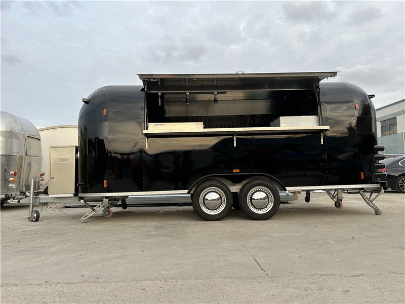 HUANMAI Pizza Food Truck, Burger Food Trailer - Prikolica za hrane: slika 1 HUANMAI Pizza Food Truck, Burger Food Trailer - Prikolica za hrane: slika 1