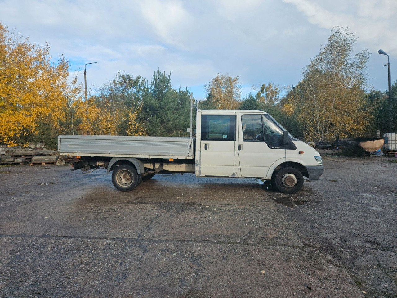 Ford Transit DOKA Pritsche Zwillingsbereifung - Dostavno vozilo sa otvorenom sandukom, Dostavno vozilo sa duplom kabinom: slika 4 Ford Transit DOKA Pritsche Zwillingsbereifung - Dostavno vozilo sa otvorenom sandukom, Dostavno vozilo sa duplom kabinom: slika 4
