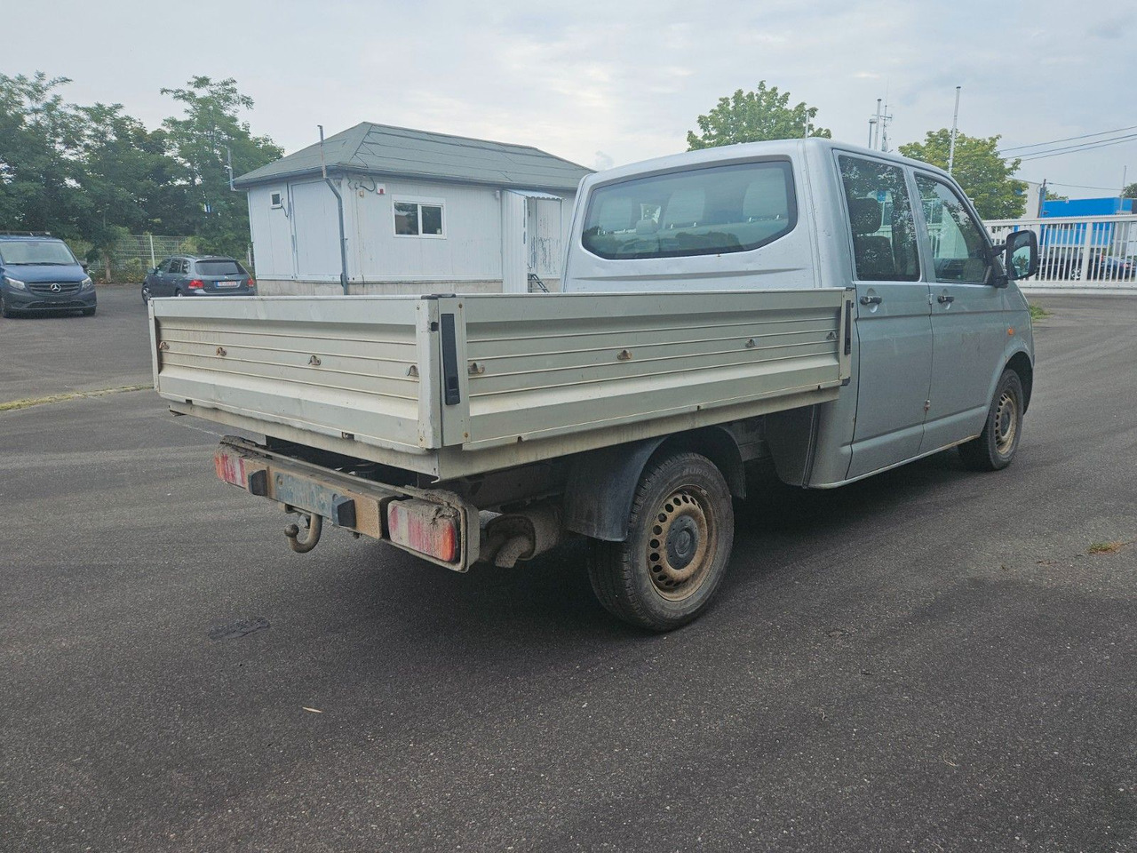 Volkswagen T5 DOKA Pritsche ALLRAD - Dostavno vozilo sa otvorenom sandukom: slika 2 Volkswagen T5 DOKA Pritsche ALLRAD - Dostavno vozilo sa otvorenom sandukom: slika 2