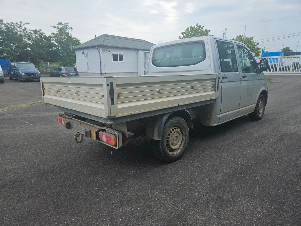 Volkswagen T5 DOKA Pritsche ALLRAD - Dostavno vozilo sa otvorenom sandukom: slika 2 Volkswagen T5 DOKA Pritsche ALLRAD - Dostavno vozilo sa otvorenom sandukom: slika 2