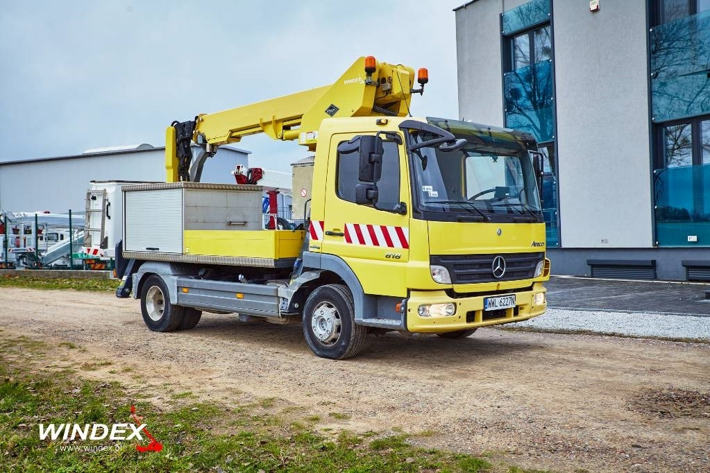 VERSALIFT VT-51-NF - Vazdušna platforma montirana na kamion: slika 1 VERSALIFT VT-51-NF - Vazdušna platforma montirana na kamion: slika 1