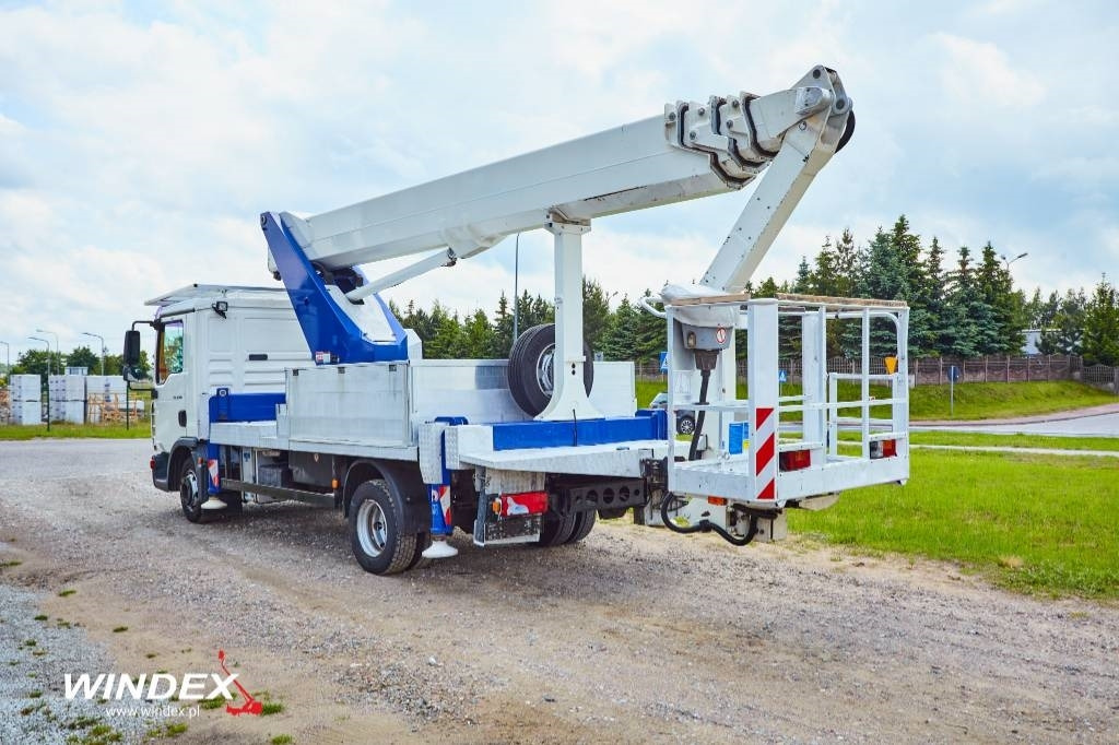 Wumag WT 300 - Vazdušna platforma montirana na kamion: slika 4 Wumag WT 300 - Vazdušna platforma montirana na kamion: slika 4