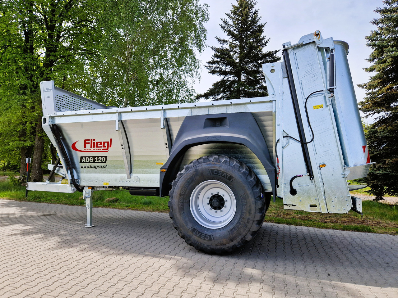 Fliegl ADS 120 - Rasipač prirodnog đubirva: slika 3 Fliegl ADS 120 - Rasipač prirodnog đubirva: slika 3