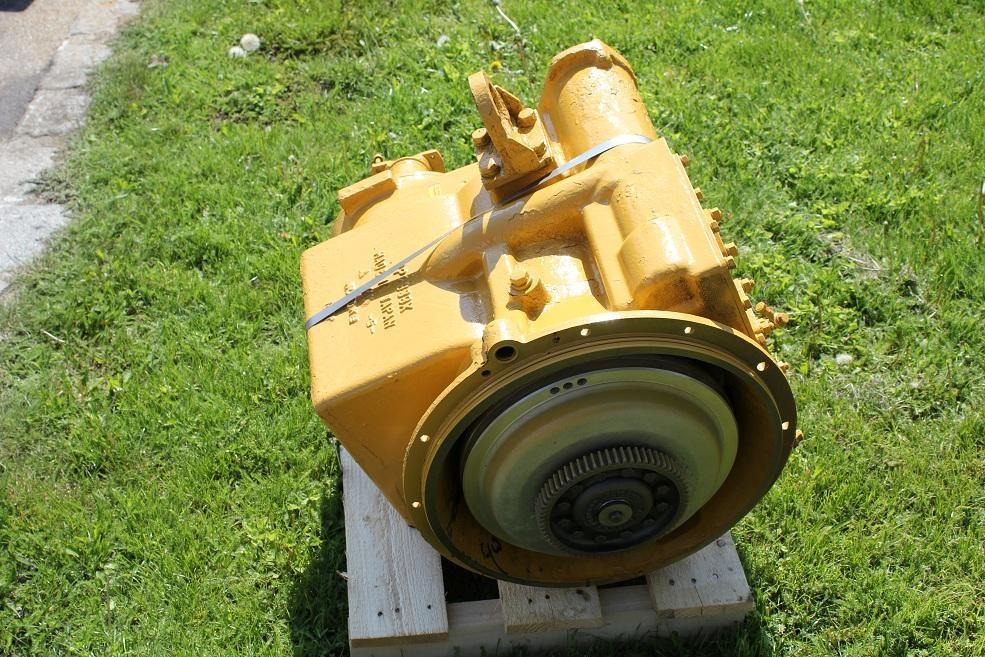 Caterpillar D 3 C - Menjač za Građevinska mašina: slika 5 Caterpillar D 3 C - Menjač za Građevinska mašina: slika 5